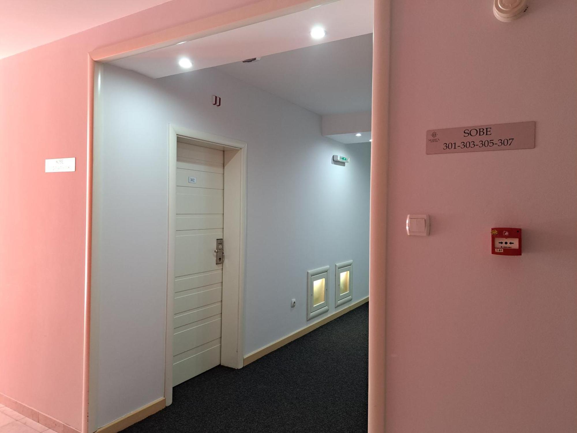 Hotel Marica Ni Esterno foto